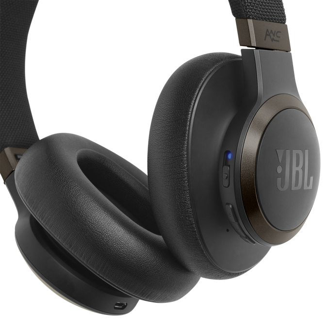 JBL LIVE650BTNC ワイヤレスヘッドホン ブラック Koop JBL Live 650 BTNC | Signature Sound | JBL